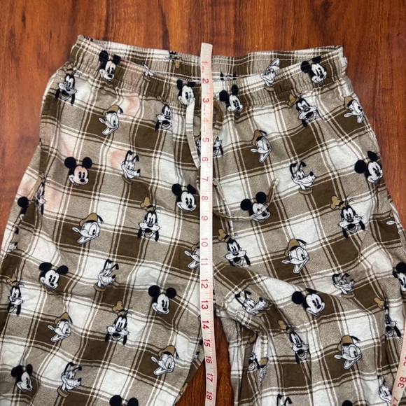 Forever 21 Disney Pajamas Size Medium - Picture 8 of 9
